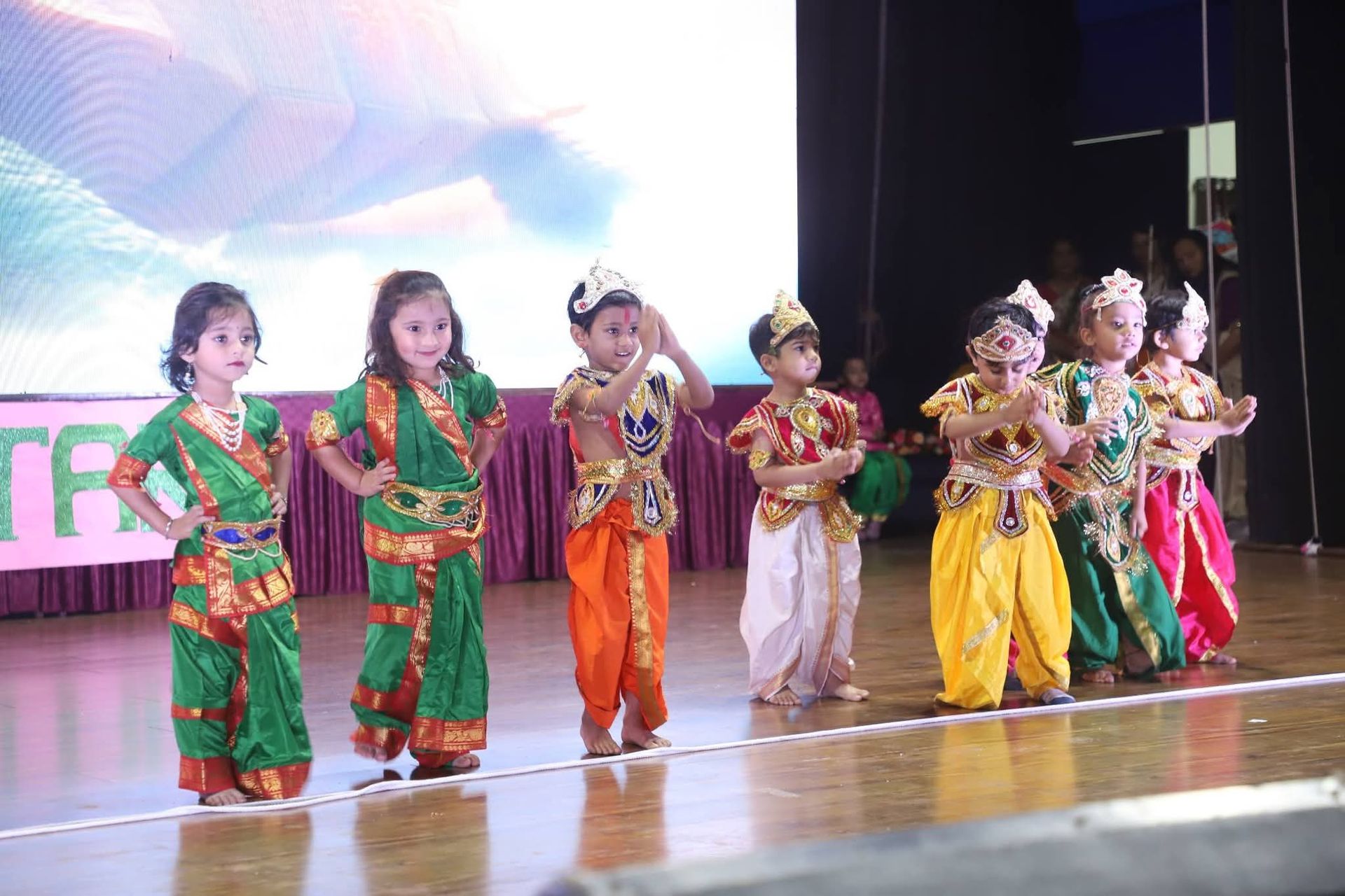 Preschool students performing dance at annual day in Mehsana