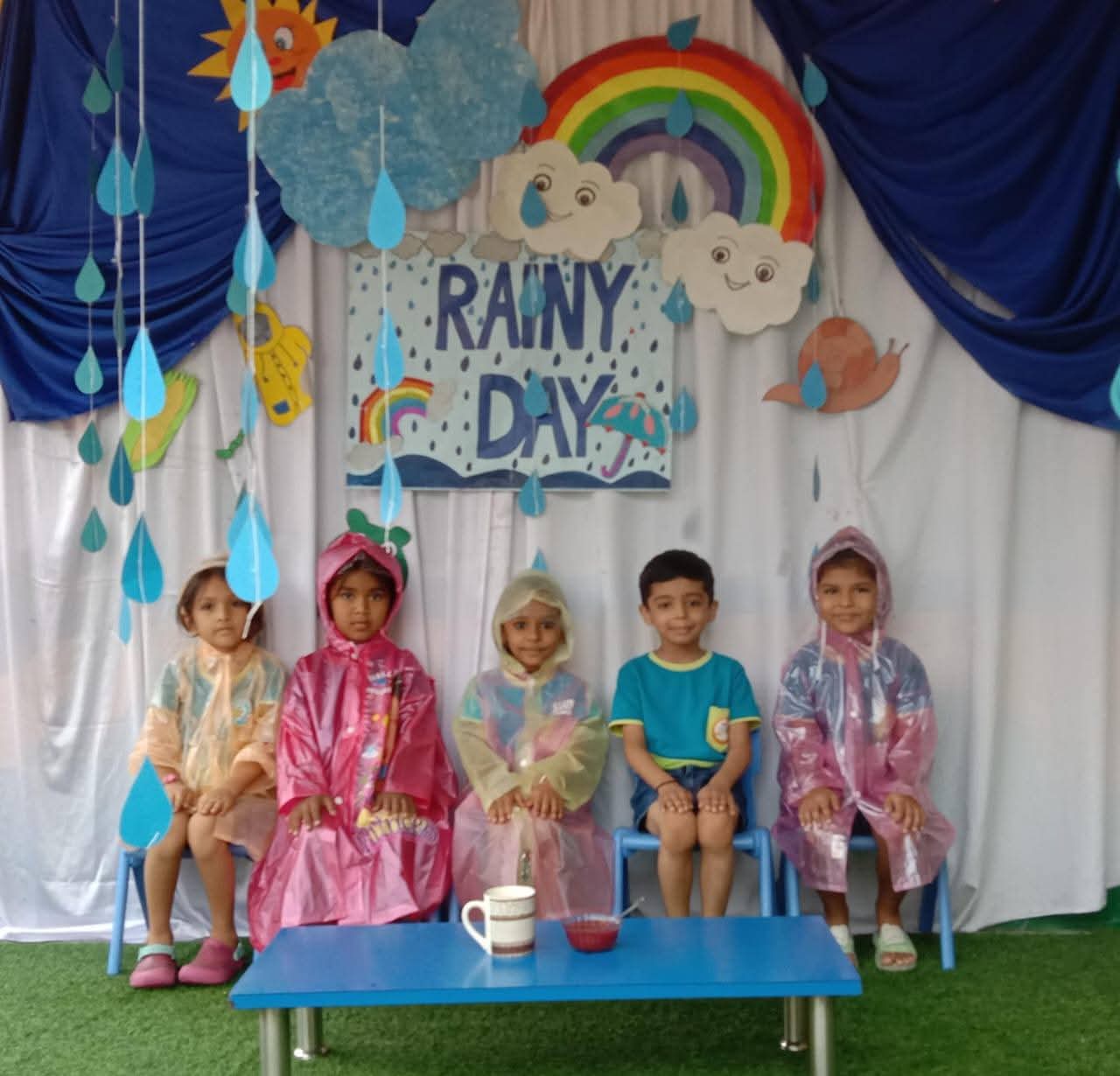 Kids celebrating Mothers day Day at preschool in Mehsana