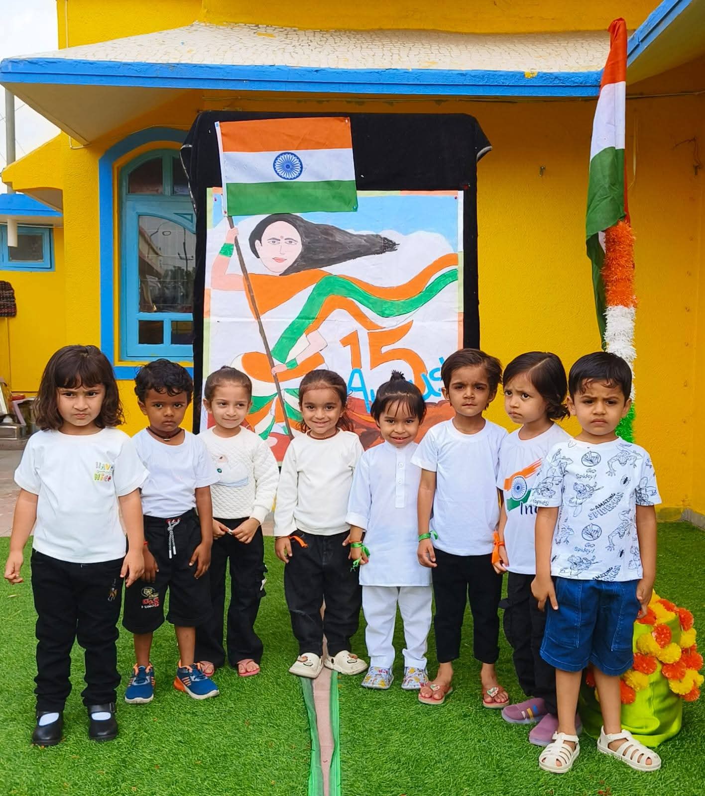 Students celebrating Independence Day at Little Wonders Preschool Mehsana